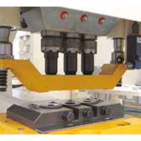 Ligne automatique CNC de poinçonnage et cisaillage de fers plats et cornières ALFA 500